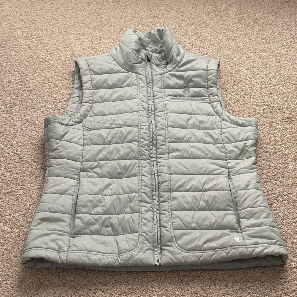 Straight Down Ritz Carlton Bacara Cloud Vest l Size M